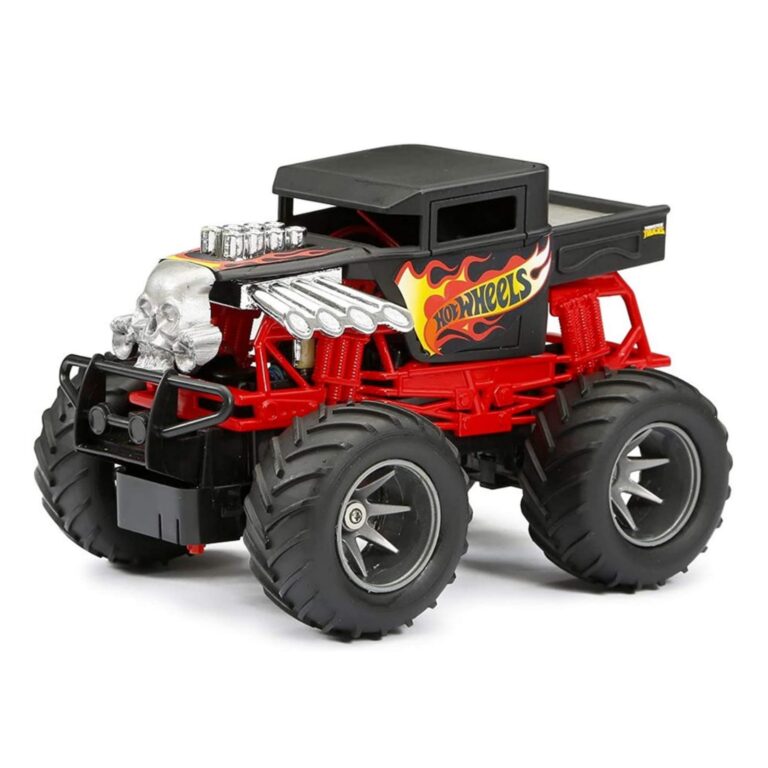 New Bright 1:15 Scale R/C Hotwheels Monster Truck Bone Shaker