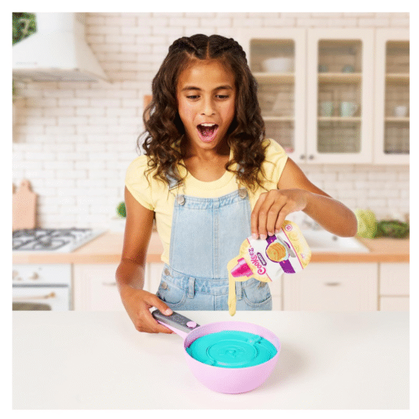 Cookeez Makery Pancake Treatz S2 Battery Operated - Image 3