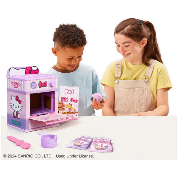 Cookeez Makery Hello Kitty Oven Treatz Battery Operated - Image 5